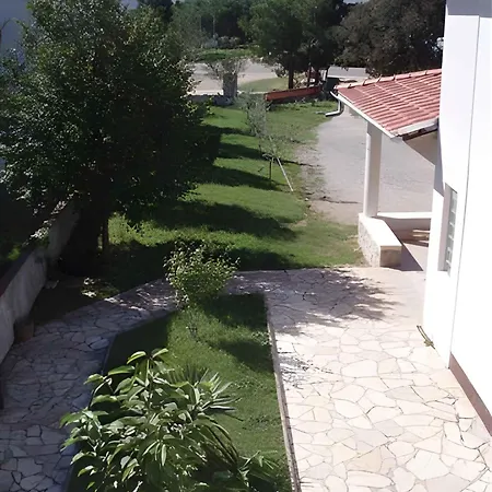 Studio In Starigrad-Paklenica 6776 Apartment