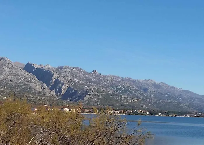 In Starigrad-paklenica 6776 דירה