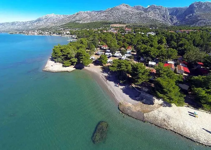In Starigrad-paklenica 6776
